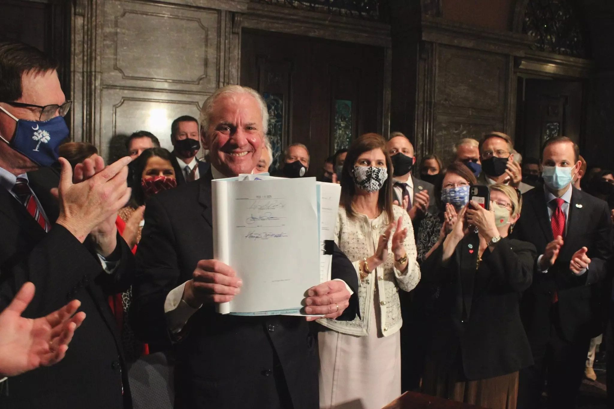 South Carolina governor signs ‘heartbeat bill’ as Planned Parenthood prepares lawsuit