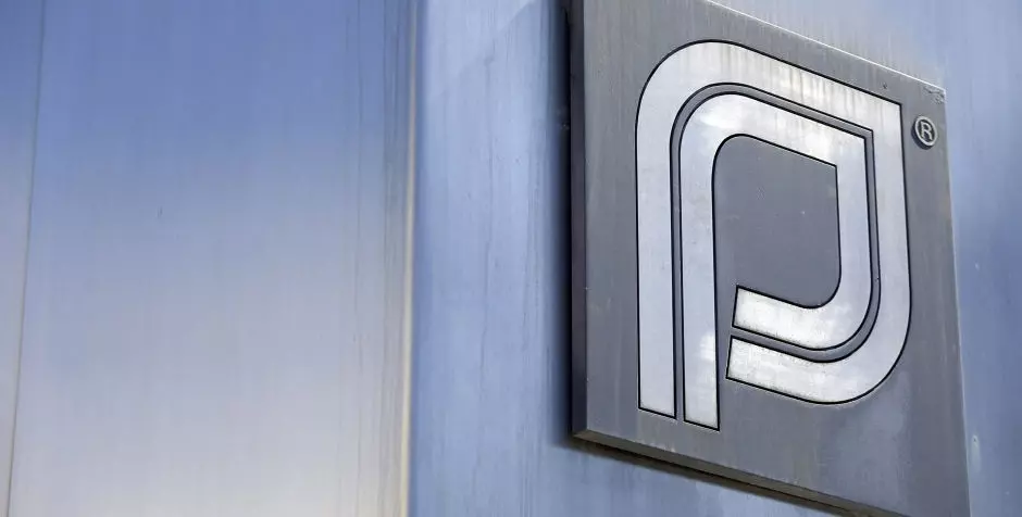 REPORT: Pro-Life Centers are Kicking Planned Parenthood’s Tail on Google