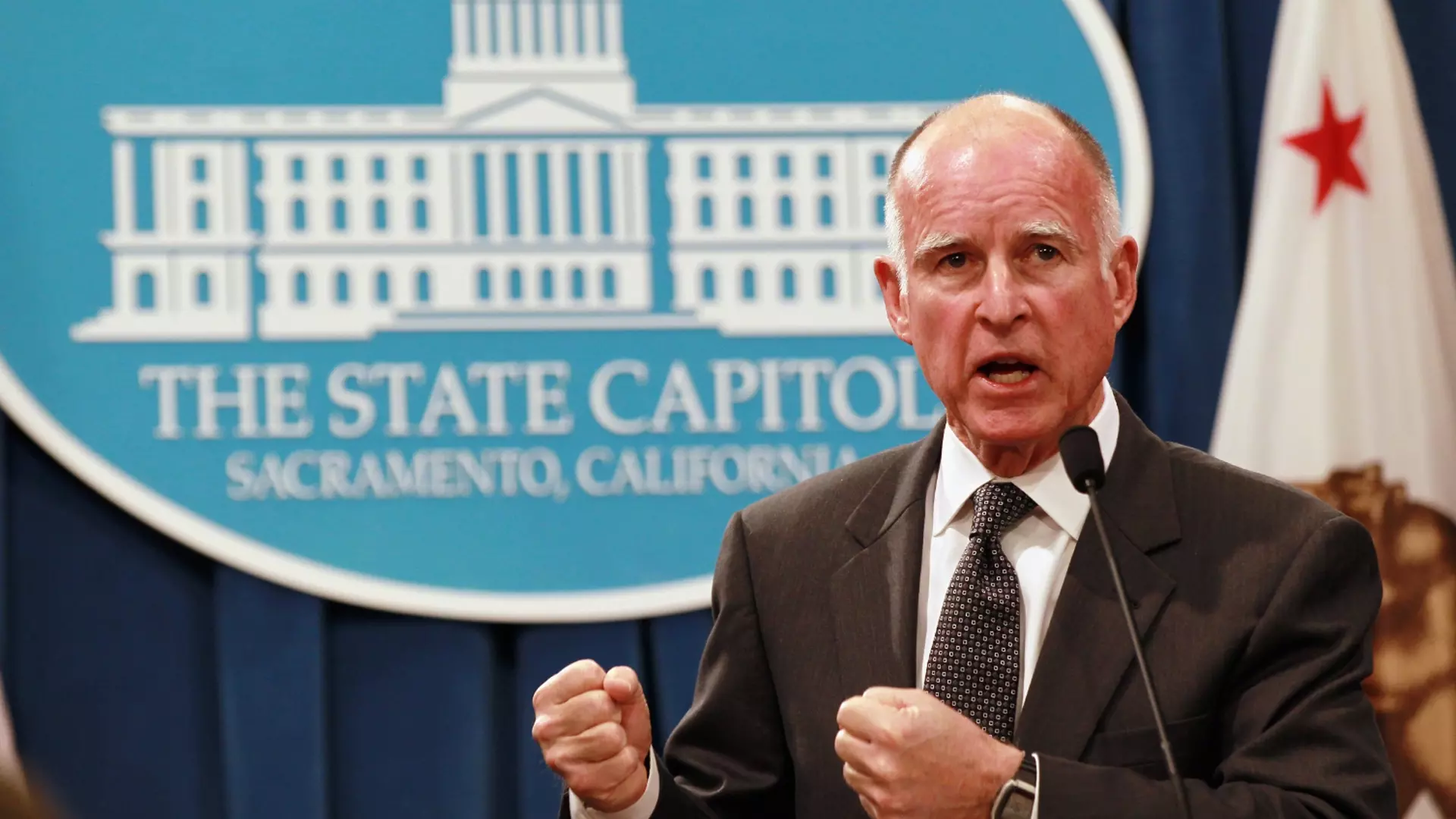 California Governor Signs Anti-Pregnancy Center Law
