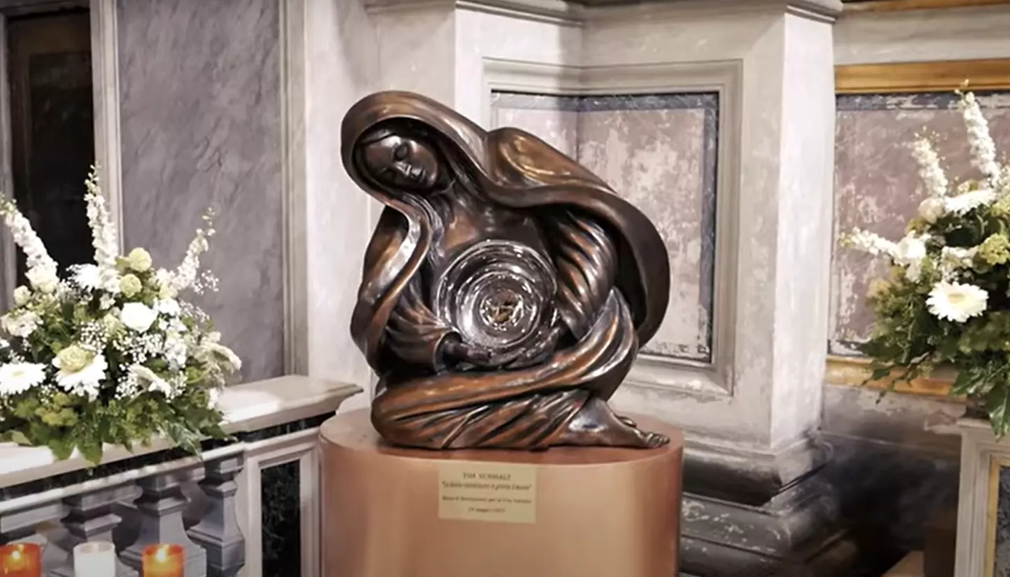 Celebrating life through art: Life Monument’s historic Rome installation, U.S. tour