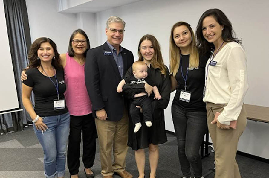 Ukrainian pregnancy help leaders with Heartbeat International leadership at Heartbeat’s 2022 European Summit in September 2022