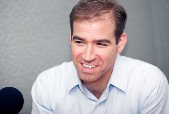 Hatford Mayor Luke Bronin has pledged his support of a city ordinance cracking down on pro-life centers.
