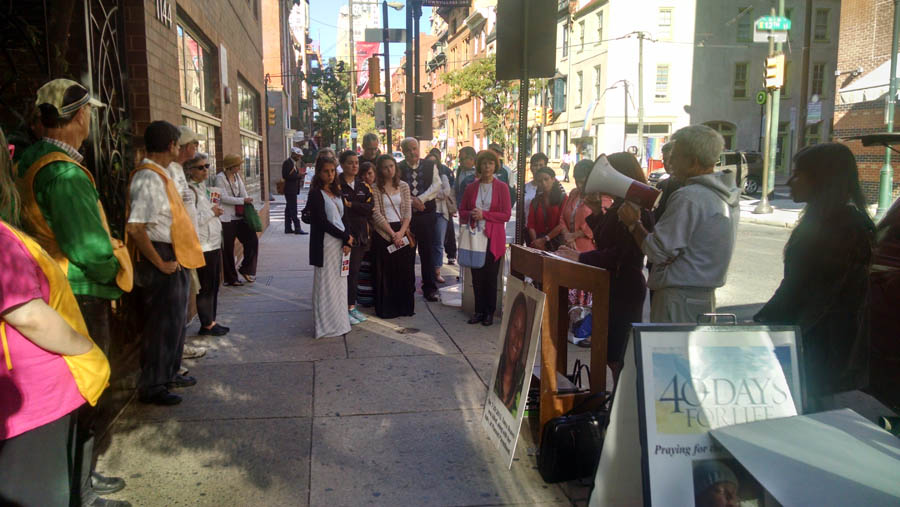 Pregnancy Center Locates a Wall Away from Gosnell\