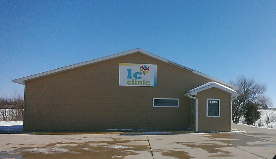 \"Pro-love\" Pregnancy Center Takes Over ex-Planned Parenthood Building